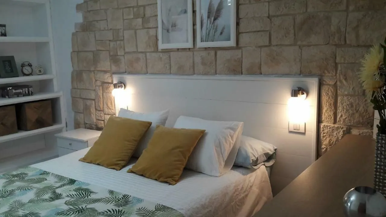 Adeje Wonder Guesthouse